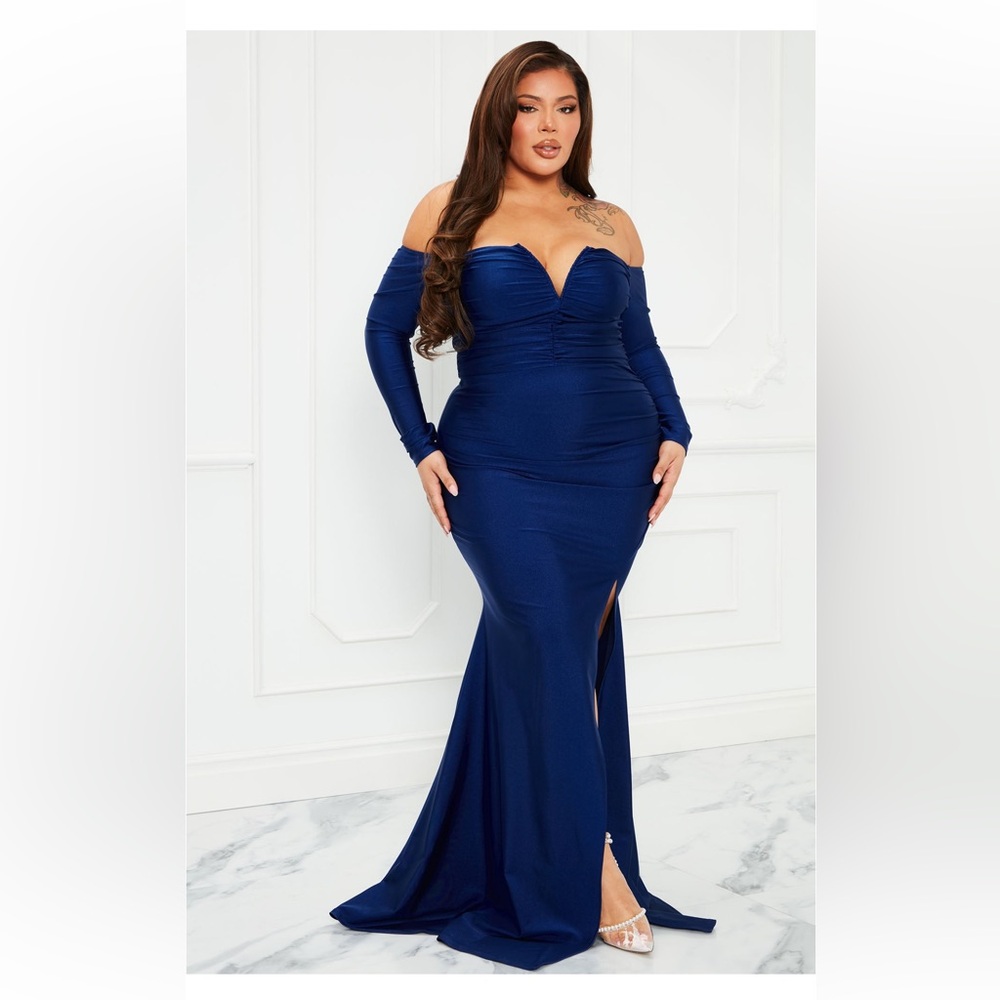 Fashion nova dress (Navy Blue)